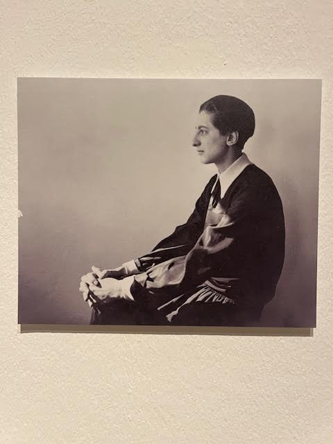 Photo of Anni Albers by Lucia Moholy